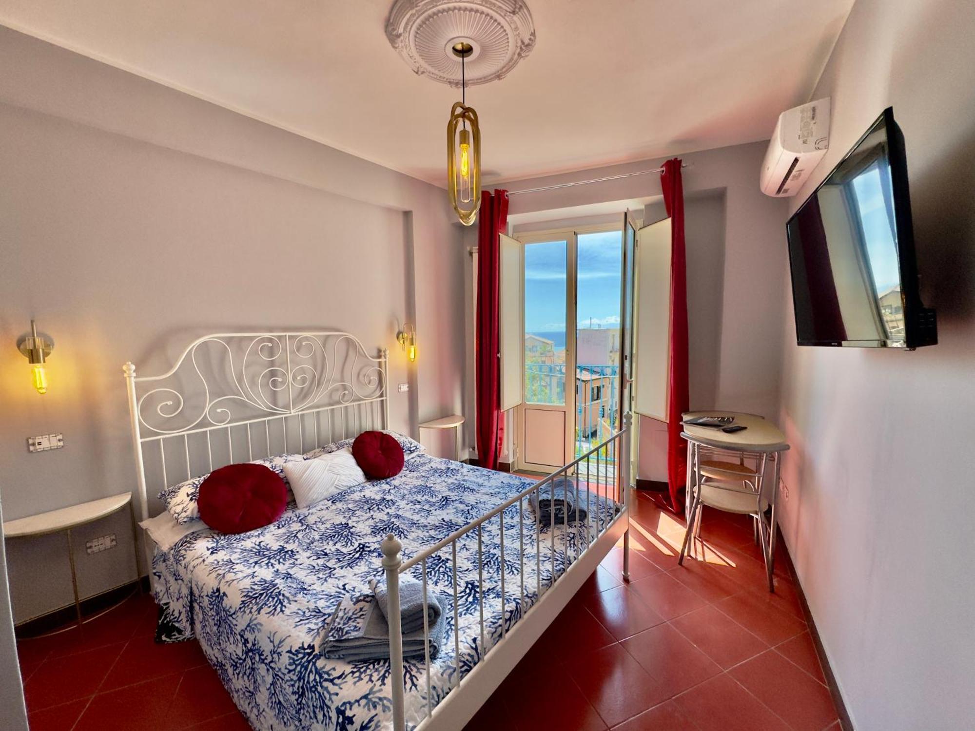 Taormina'S Sun Bed & Breakfast Exterior photo
